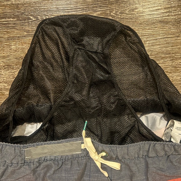 NWOT Reef Simply Swim Trunks - Picture 4 of 8